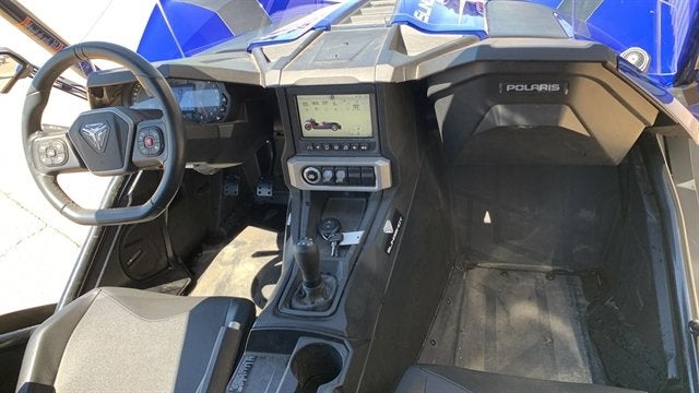 2022 POLARIS SLINGSHOT Base