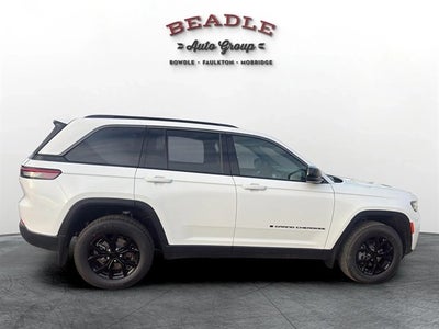2026 Jeep Grand Cherokee GRAND CHEROKEE LAREDO ALTITUDE 4X4