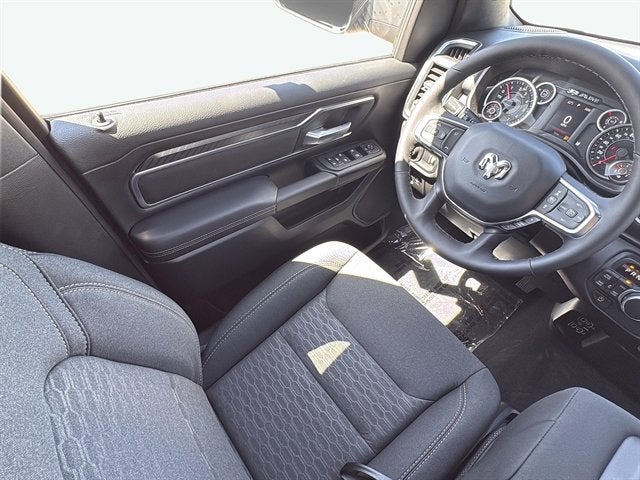 2025 RAM Ram 1500 RAM 1500 BIG HORN CREW CAB 4X4 5'7' BOX