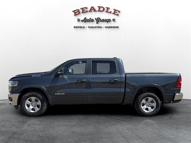 2025 RAM Ram 1500 RAM 1500 BIG HORN CREW CAB 4X4 5'7' BOX