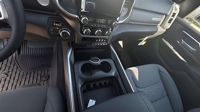 2025 RAM Ram 1500 RAM 1500 BIG HORN CREW CAB 4X4 5'7' BOX