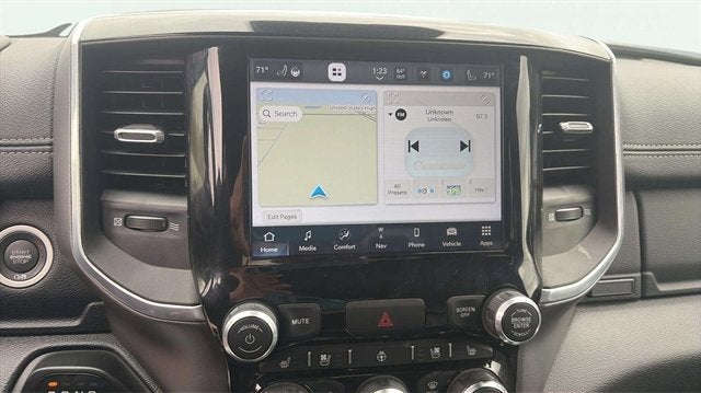 2022 RAM 1500 Laramie Crew Cab 4x4 5'7' Box
