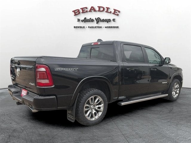 2022 RAM 1500 Laramie Crew Cab 4x4 5'7' Box