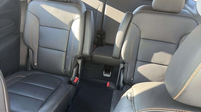 2021 Chevrolet Traverse AWD LT Leather