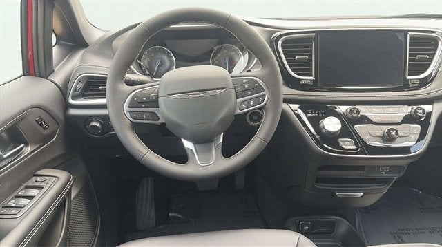 2027 Chrysler Pacifica PACIFICA SELECT AWD
