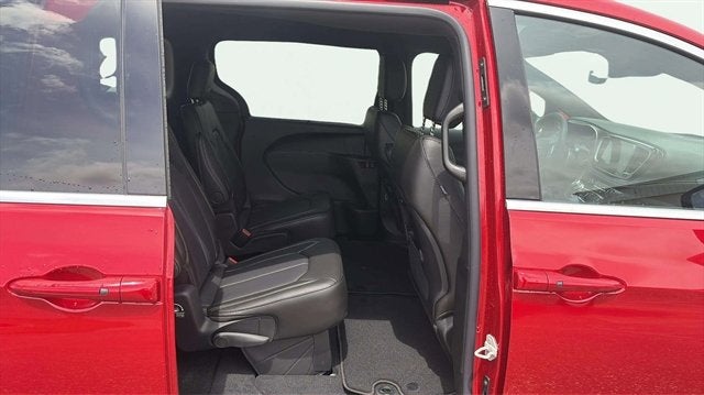 2027 Chrysler Pacifica PACIFICA SELECT AWD