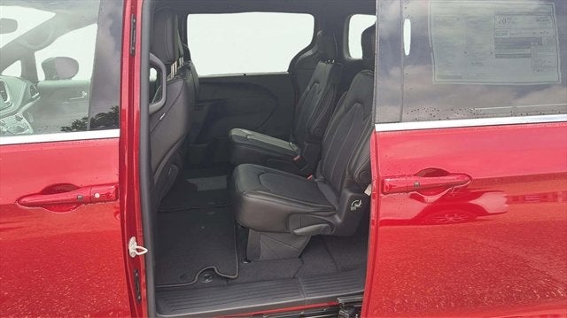 2027 Chrysler Pacifica PACIFICA SELECT AWD