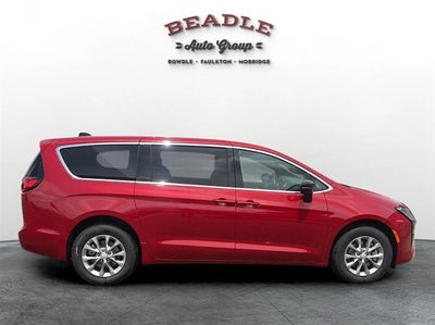 2027 Chrysler Pacifica PACIFICA SELECT AWD