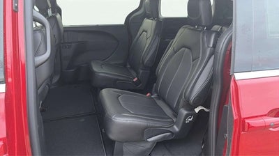 2026 Chrysler Pacifica PACIFICA SELECT AWD