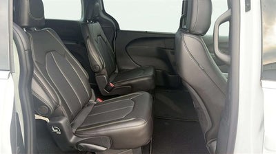 2027 Chrysler Pacifica PACIFICA SELECT AWD