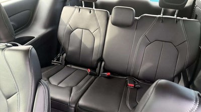 2027 Chrysler Pacifica PACIFICA SELECT AWD