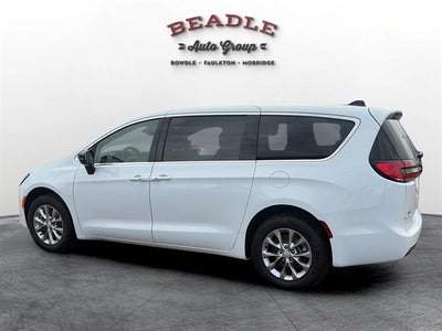 2027 Chrysler Pacifica PACIFICA SELECT AWD