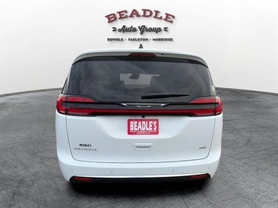 2027 Chrysler Pacifica PACIFICA SELECT AWD