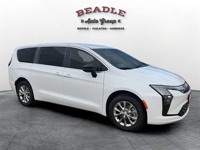 2027 Chrysler Pacifica PACIFICA SELECT AWD