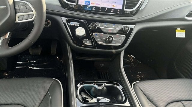 2026 Chrysler Pacifica PACIFICA LIMITED AWD