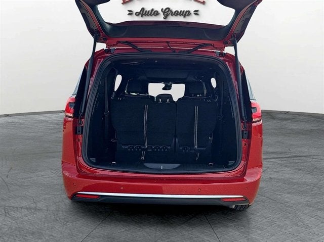 2027 Chrysler Pacifica PACIFICA LIMITED AWD