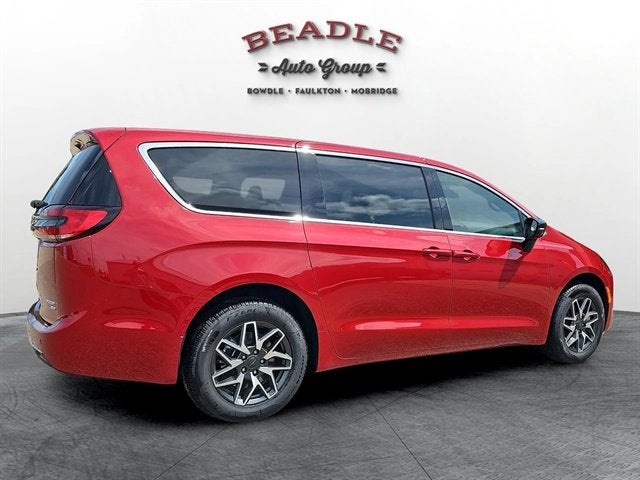 2027 Chrysler Pacifica PACIFICA LIMITED AWD