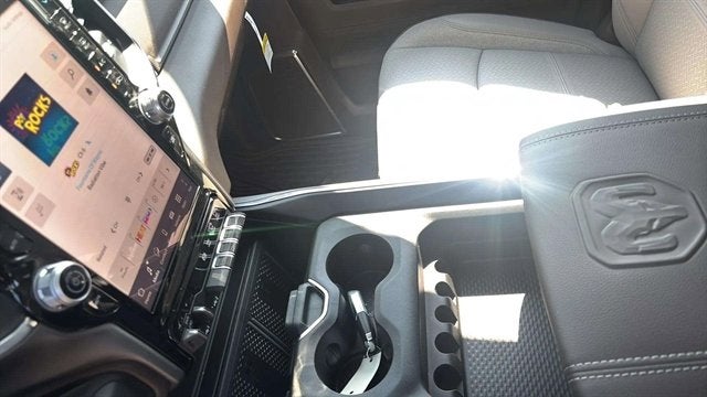 2026 RAM Ram 3500 RAM 3500 LARAMIE CREW CAB 4X4 6'4' BOX