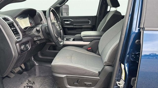 2024 RAM 3500 Big Horn Crew Cab 4x4 8' Box