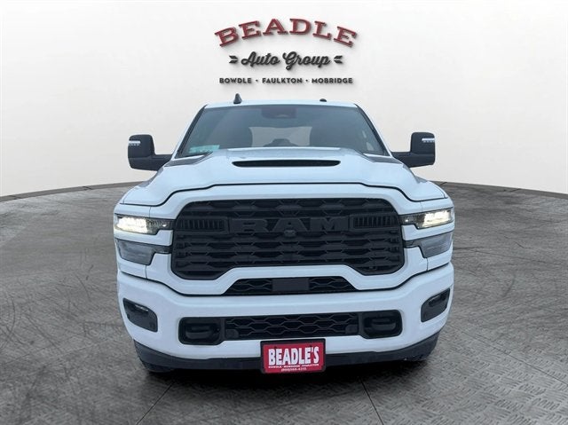 2026 RAM Ram 2500 RAM 2500 BLACK EXPRESS CREW CAB 4X4 8' BOX