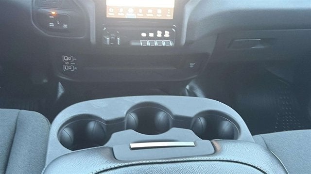 2026 RAM Ram 2500 RAM 2500 BLACK EXPRESS CREW CAB 4X4 8' BOX