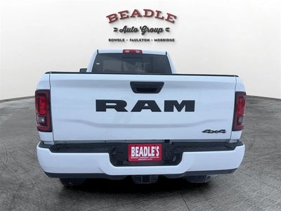 2026 RAM Ram 2500 RAM 2500 BLACK EXPRESS CREW CAB 4X4 8' BOX