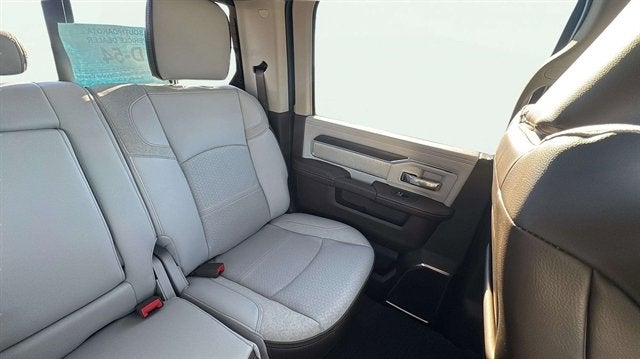 2026 RAM Ram 3500 RAM 3500 LARAMIE CREW CAB 4X4 8' BOX