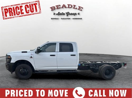 2026 RAM Ram 3500 Chassis Cab RAM 3500 TRADESMAN CREW CAB CHASSIS 4X4 60' CA