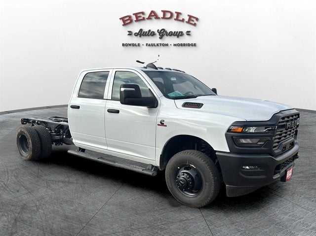 2026 RAM Ram 3500 Chassis Cab RAM 3500 TRADESMAN CREW CAB CHASSIS 4X4 60' CA