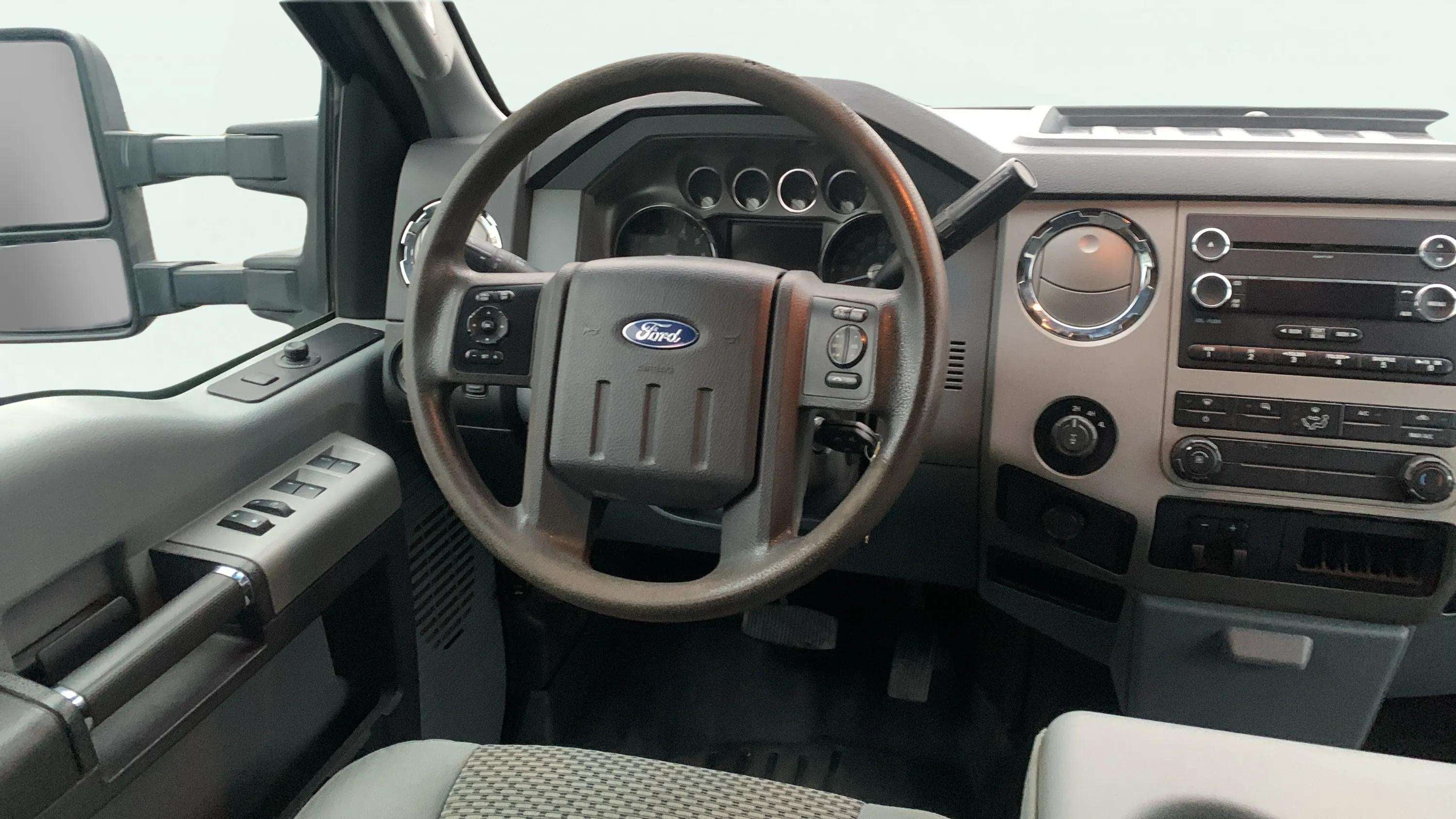 2015 Ford Super Duty F-350 SRW Platinum