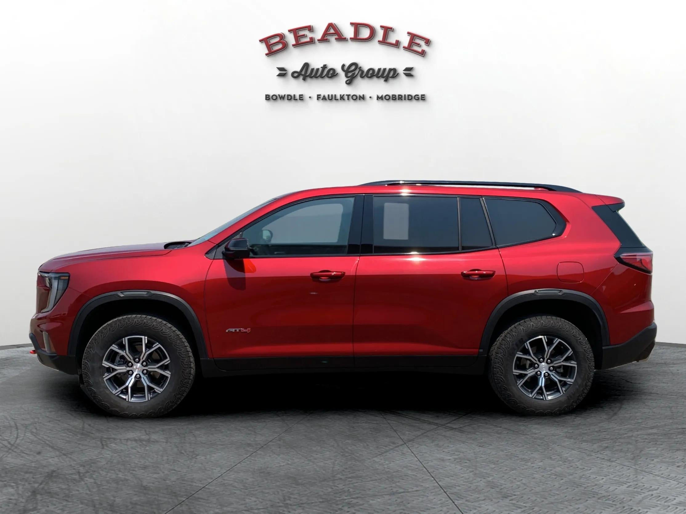 2025 GMC Acadia AT4