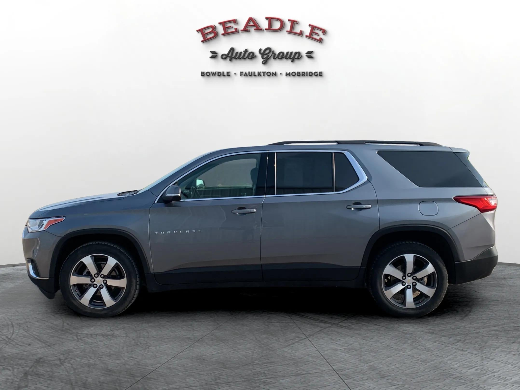 2021 Chevrolet Traverse LT Leather