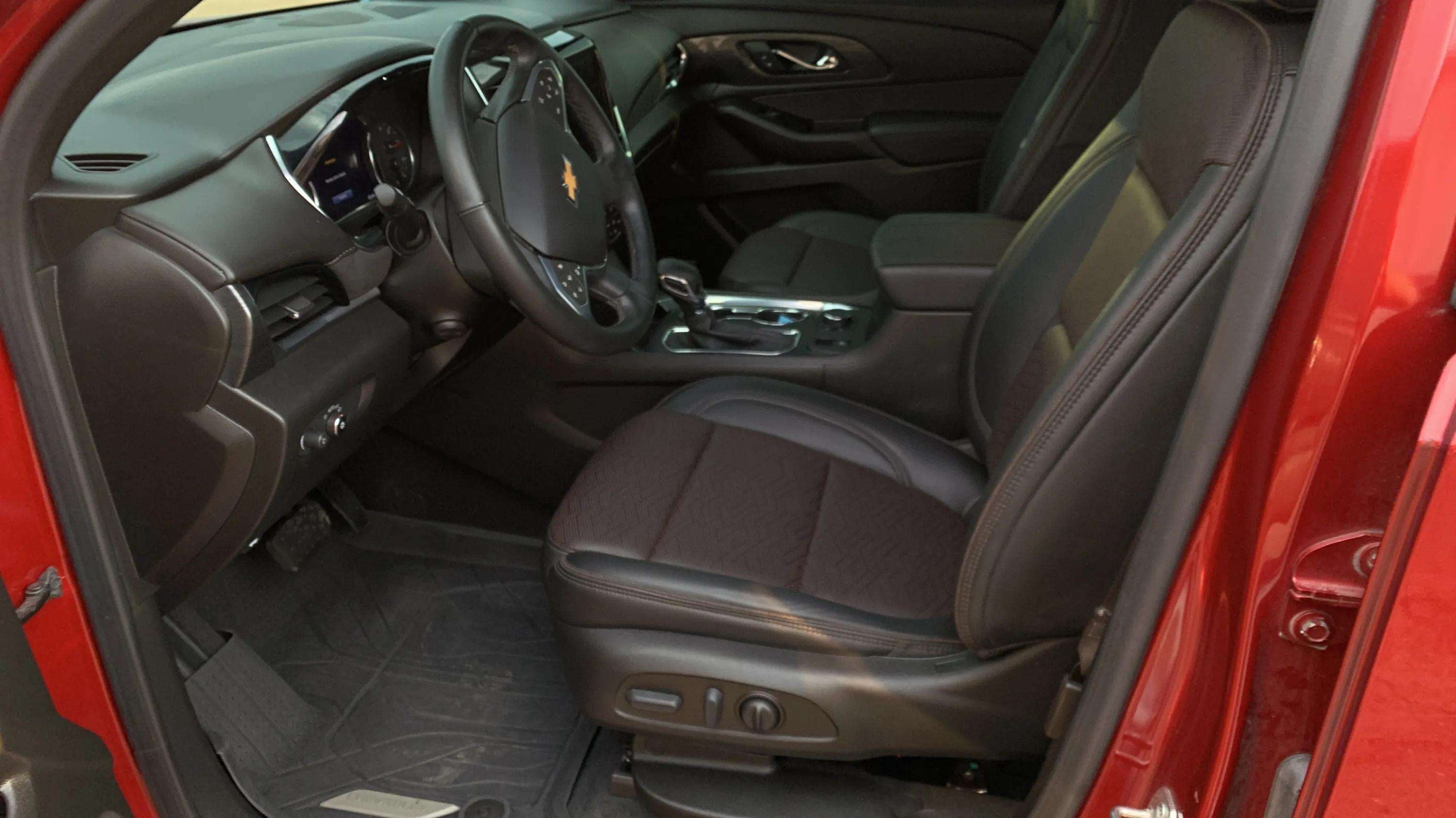 2023 Chevrolet Traverse High Country