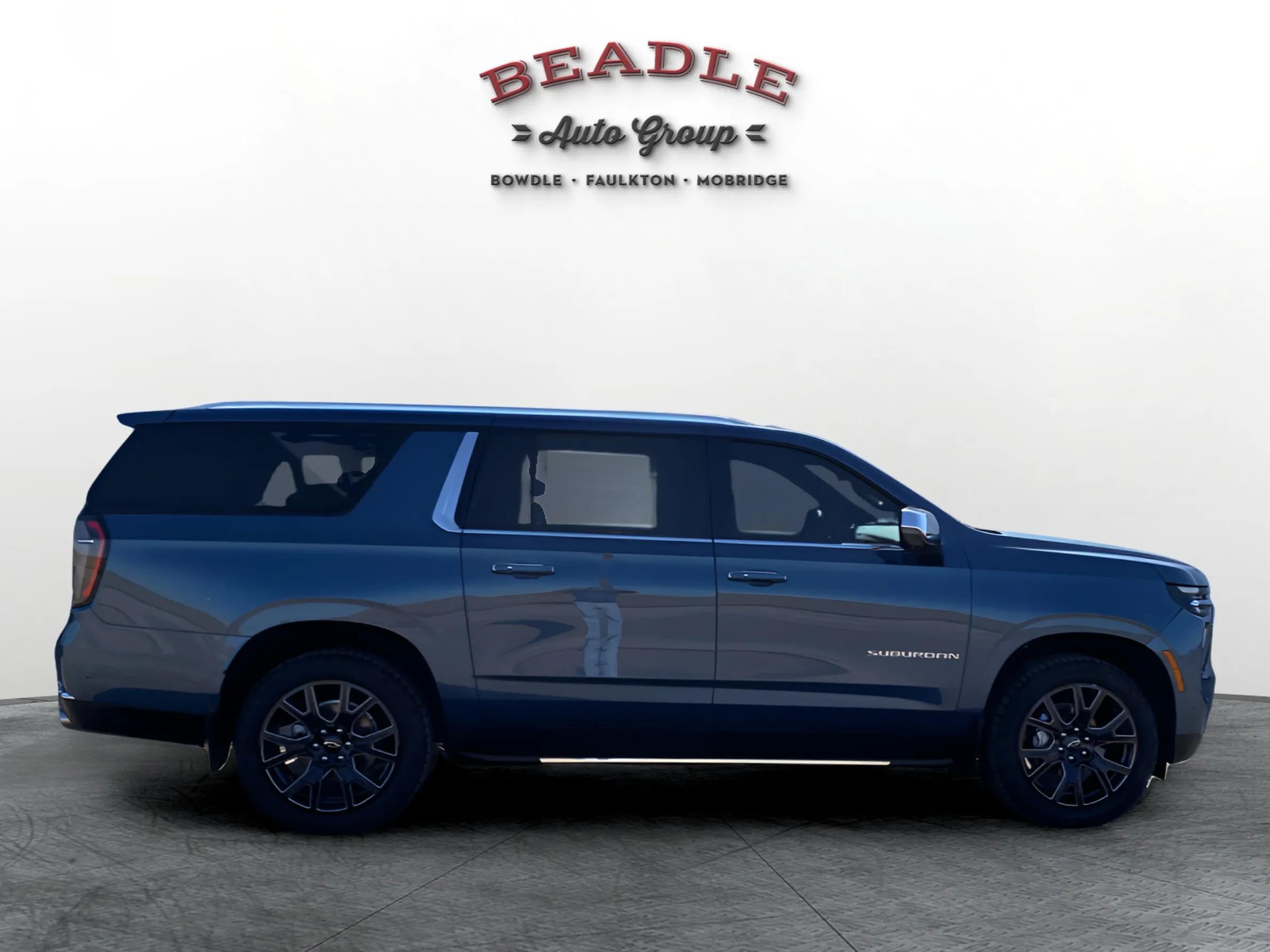 2025 Chevrolet Suburban Premier