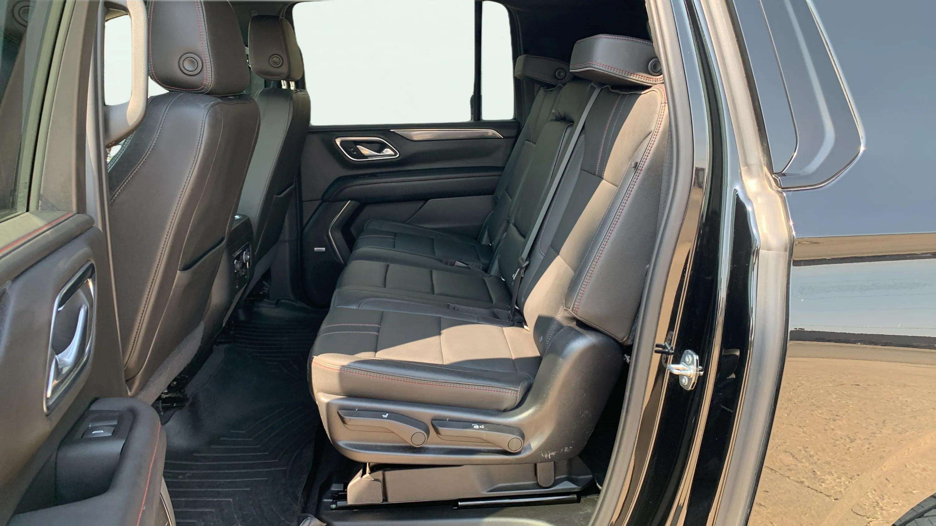 2021 Chevrolet Suburban RST