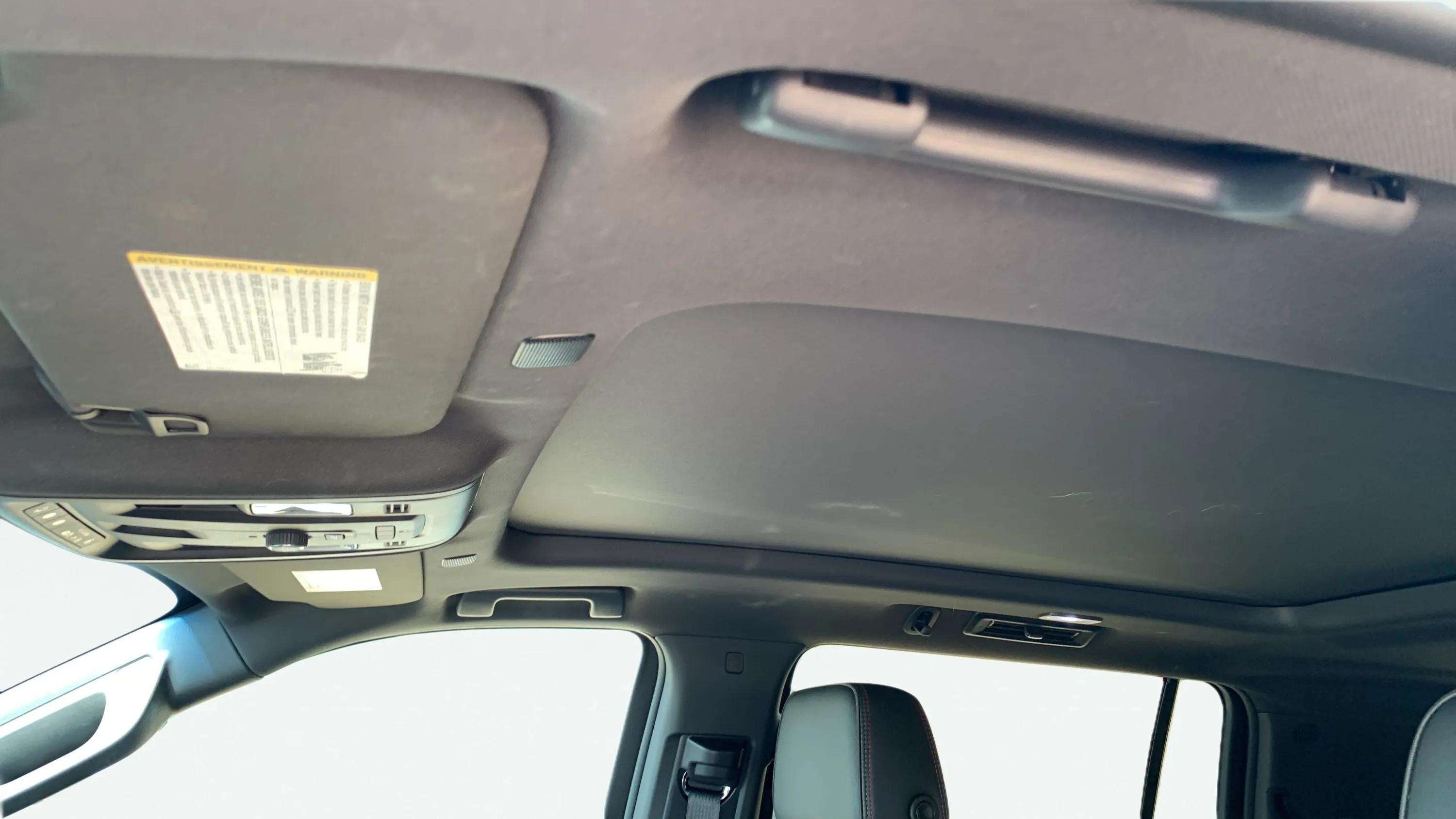 2021 Chevrolet Suburban RST