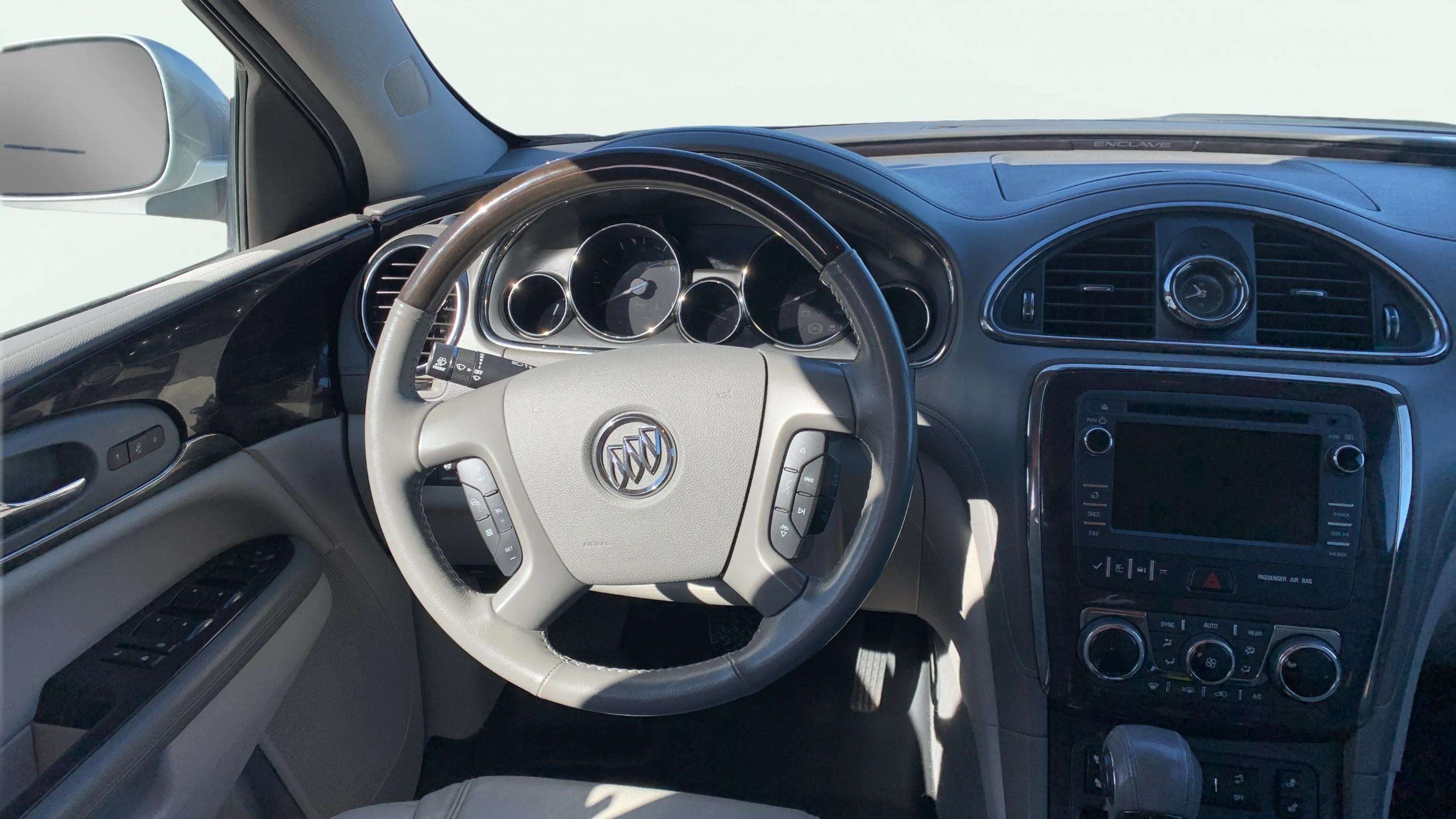 2017 Buick Enclave Leather