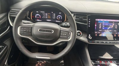 2023 Jeep Wagoneer L Series III 4x4