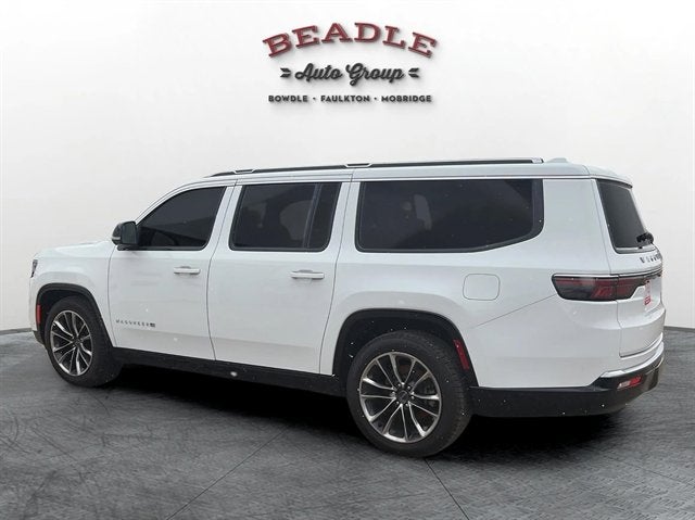 2023 Jeep Wagoneer L Series III 4x4