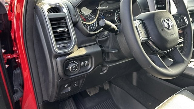 2025 RAM 1500 Laramie Crew Cab 4x4 5'7' Box