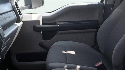 2017 Ford F-450 Chassis XLT