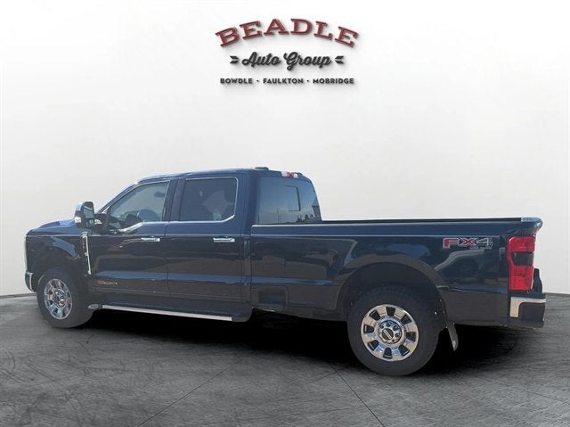 2023 Ford F-350 LARIAT