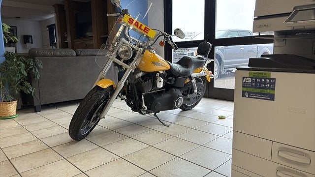 2007 Harley-Davidson Dyna Street Bob Base