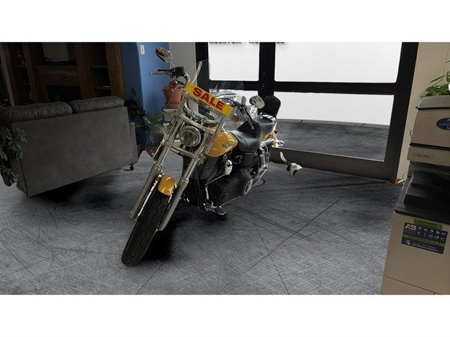 2007 Harley-Davidson Dyna Street Bob Base