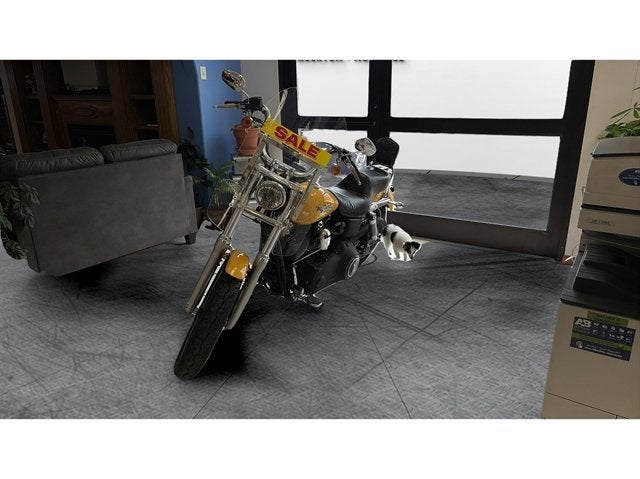 2007 Harley-Davidson Dyna Street Bob Base