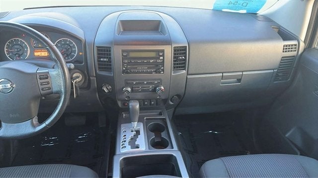 2010 Nissan Titan SE