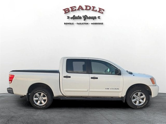 2010 Nissan Titan SE