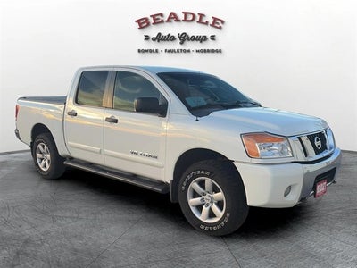 2010 Nissan Titan SE