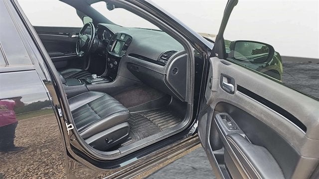 2018 Chrysler 300 S